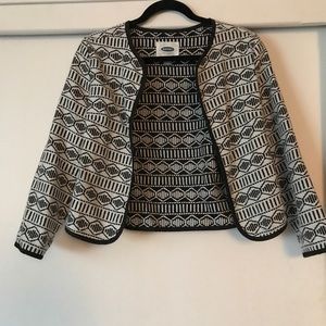 Black and white geometric cropped blazer